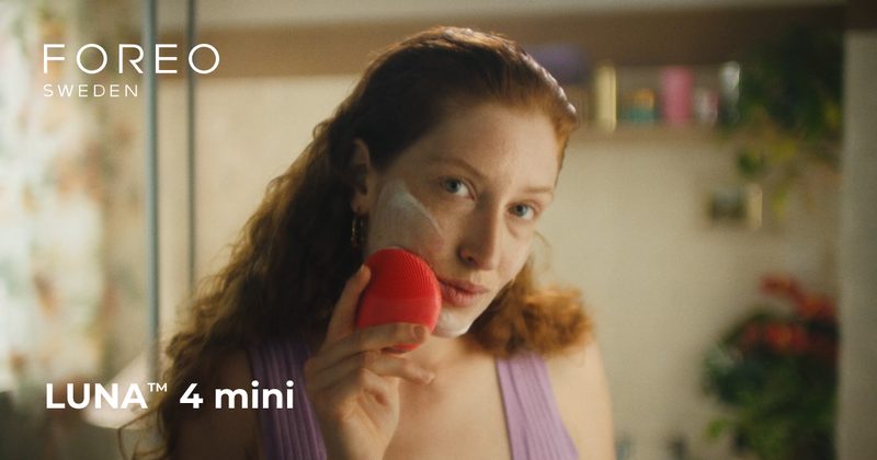 FOREO LUNA 4 mini Smart Facial Cleansing Brush — official product image